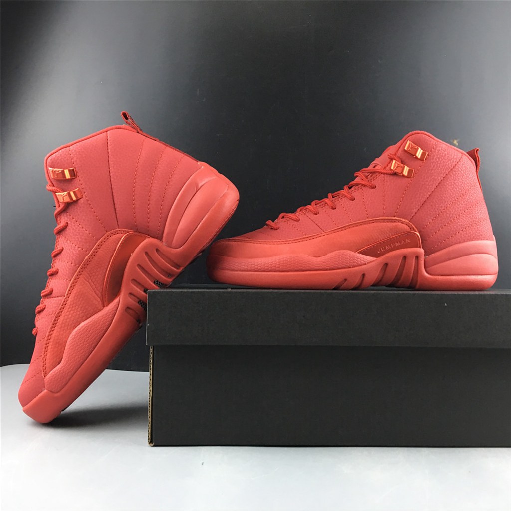 Air Jordan 12 Bulls